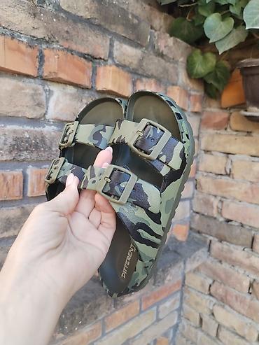 gepard obuca: Maskirne papuče / natikače za decu, veličina 36. Model sa dve široke — 2