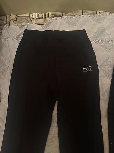 emperio armani: Emporio Armani sportivniy kostyum satilir. Cox az geyinilib, ela — 2