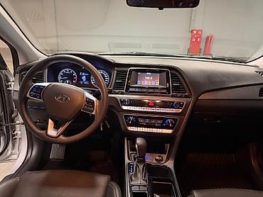 Hyundai: Hyundai Sonata: 2022 г., 2 л, Автомат, Газ, Седан — 7