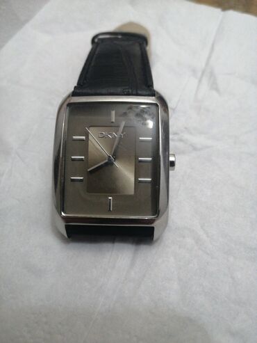 sat za prepisivanje: Classic watch, DKNY, Unisex