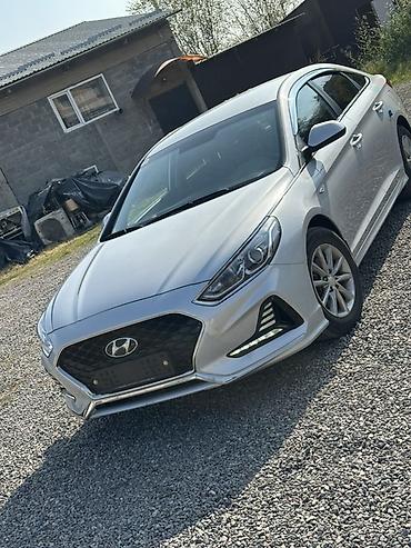 Hyundai Sonata: 2021 г., 2 л, Автомат, Газ, Седан