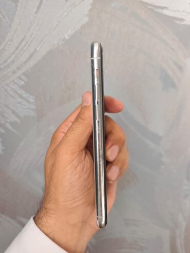 Apple iPhone: IPhone 11 Pro, Gümüşü, Face ID — 7