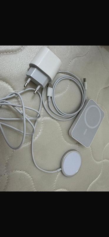 Набор аксессуаров для iPhone с поддержкой MagSafe: - Магнитная