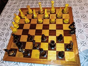шахмат: Шахматы из чистого янтаря, состояние отличное ! Ценители и кто