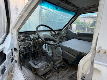авто домик: Продается фургон Volkswagen Transporter T4 -без двигателя.Вся