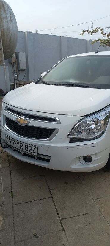 Chevrolet: Salam cobalt arendaya verirem gunu 35 manat qaz balonu var 20 kub — 1