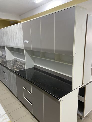 старый буфет: Кухонные гарнитуры,кухня,диван,камот,тумпочка,тумпочка,спальный