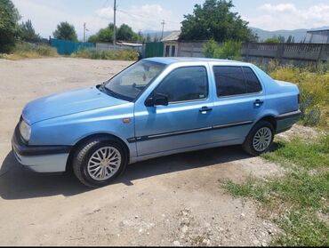купить запчасти на опель вектра б: Автомобиль Volkswagen Vento 1993 года выпуска, синий седан с четырьмя