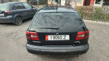 фуры volvo: Volvo V40: 1999 г., 1.8 л, Автомат, Бензин, Универсал