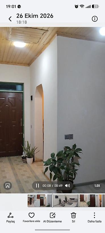 ramana sovxoz: Binə Savxoz pekarnı yolunda ev satılır. 1 sotun içində 45 kv. 2 otaq — 2