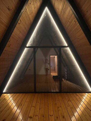 Kuće na prodaju: 98 kv. m, 3 sobe — 10