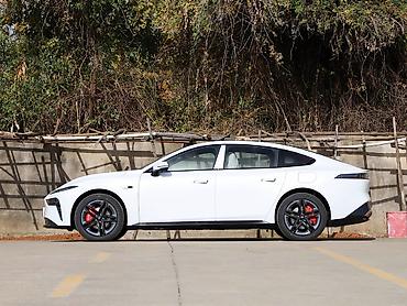 Dongfeng: 🚗 Dongfeng eπ007 – 2026 Model sedan, arxa təkər / 4x4 Menzil — 7