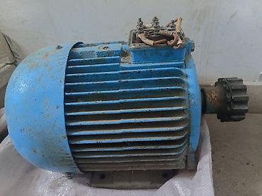 mini kran: Yaxşı işlək vəziyyətdədir, Russiya motoru, güclü reduktor, tros, 1 — 5