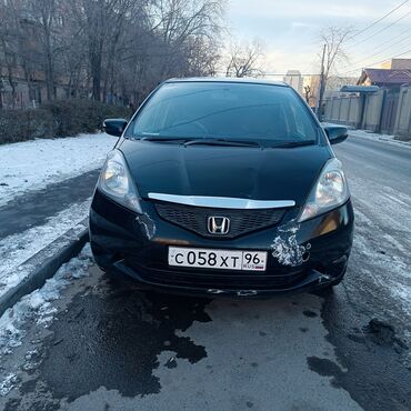 Honda: Honda Fit: 2008 г., 1.3 л, Вариатор, Бензин, Хэтчбэк