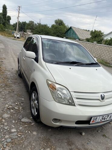 купить авто в рассрочку без первоначального взноса: Toyota ist: 2003 г., 1.5 л, Автоматические, Бензин, Хэтчбэк