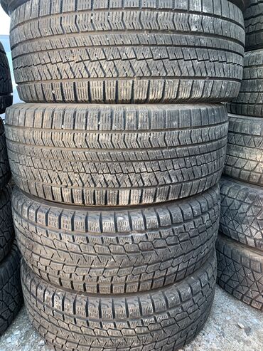 Шины: Шины 235 / 55 / R 18, Зима, Б/у, Комплект, Легковые, Япония, Bridgestone