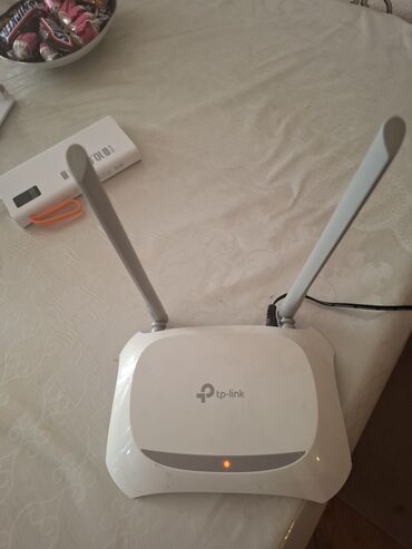 kablosuz modem: Tp link rutor 2 antenalı. Metroya çatdırma Whatsapp aktivdir