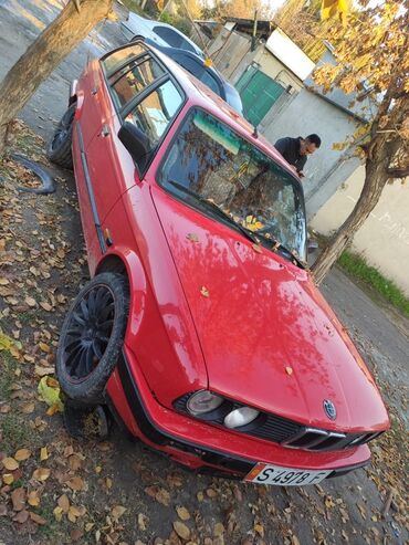 сиденья рекаро бмв е34: BMW 3 Series Touring (E30) красного цвета - Кузов: универсал, 5
