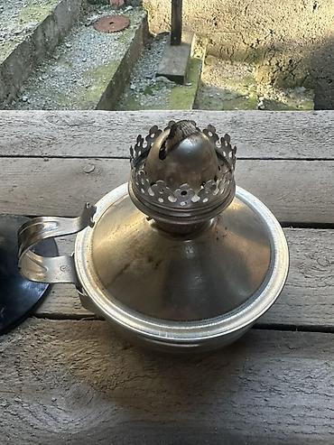halqa: Antik kerosin lampası – metal gövdəli, şüşə çanaqlı model Qedimi — 3