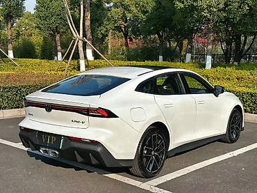 Changan: Changan : 2024 г., 1.5 л, Автомат, Гибрид, Седан — 7