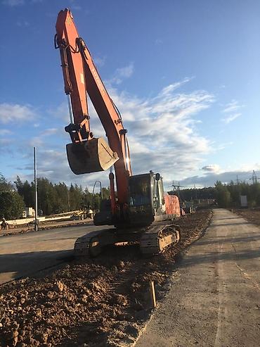 Другие стройуслуги: Услуги экскаватора 140–55–60. Катлован любой объём — 4