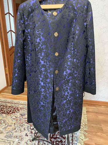 черный пиджак женский: Пальто, XL (EU 42)