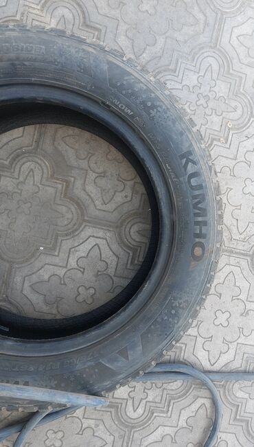 сколько стоят зимние шины на машину: Размер 175/65 R 14 
сатылат .1шт. 75%

Дордой тарапта