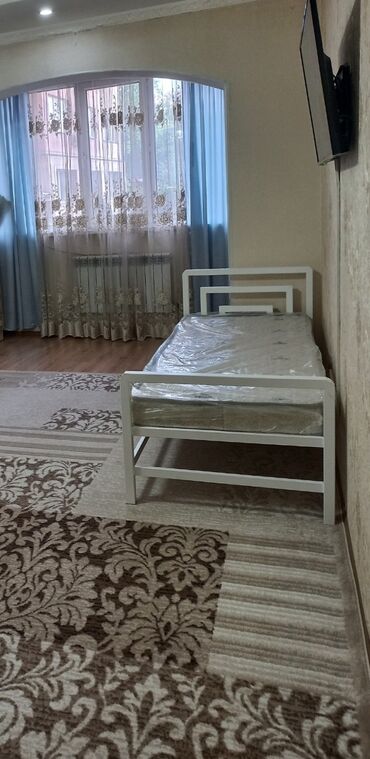южные микрорайоны: 40 кв. м, Эмереги менен