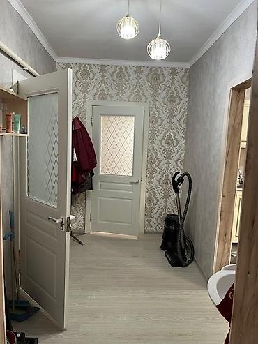 Продажа коттеджей и домов: 7 соток Продается дом со всеми условиями Есть горячая вода - — 4