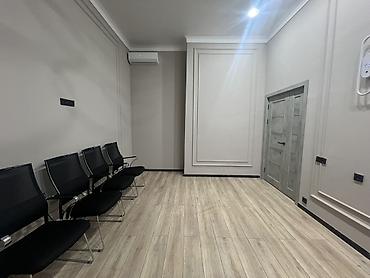 Продажа салонов красоты и кабинетов: Продаётся коммерческое помещение в мкр. Джал Отличная локация — рядом — 1