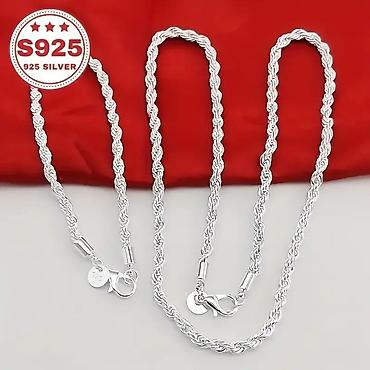 Setovi nakita: Ogrlica i narukvica
Cena:1400din — 11