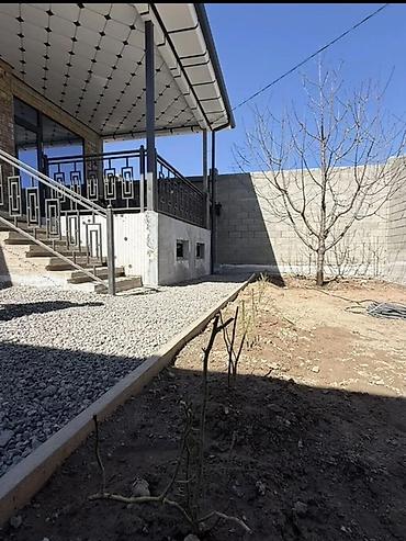 Продажа коттеджей и домов: Срочно продаётся дом! 📍 Район: Рухий Мурас-2 📍 Всего 70 метров от ул at lalafo.kg — 4 Продажа коттеджей и домов: Срочно продаётся дом! 📍 Район: Рухий Мурас-2 📍 Всего 70 метров от ул — 4