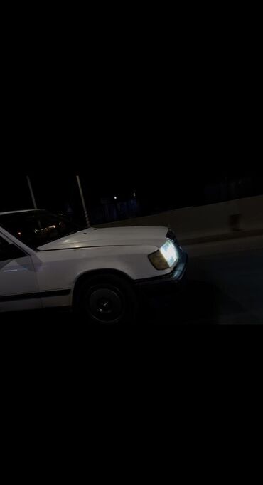 стекло w124: Mercedes-Benz E-Class W124, седан, белый цвет.торг есть обмен на