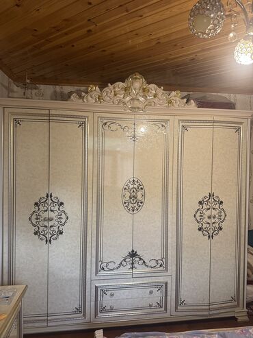 шкаф коридор: İkinəfərlik çarpayı, Dolab, Komod, 2 tumba, Malayziya, İşlənmiş