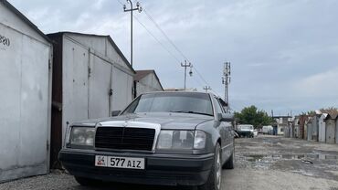 грузовики мерседес: Mercedes-Benz 230: 1991 г., 2.3 л, Механика, Бензин, Минивэн