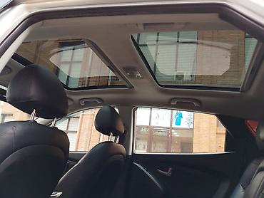 Hyundai: Hyundai ix35: 2.4 l | 2011 il Krossover — 17