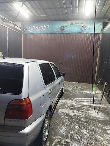 Volkswagen: Volkswagen Golf: 1995 г., 2 л, Автомат, Бензин, Хэтчбэк — 6