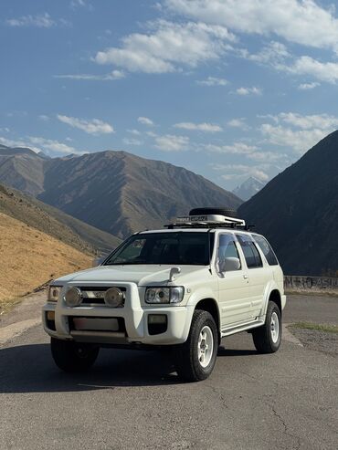 срочно продаю в связи с переездом: Nissan Terrano: 2002 г., 3.3 л, Автоматические, Газ, Кроссовер