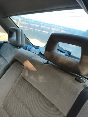 Audi: Audi 100: 1987 г., Механика, Седан — 6