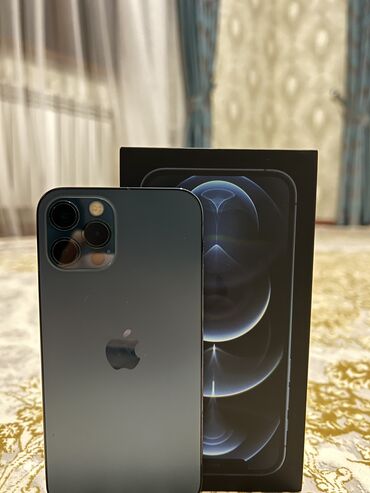 Apple iPhone: IPhone 12 Pro, Б/у, 256 ГБ, Синий, Защитное стекло, Чехол, Коробка