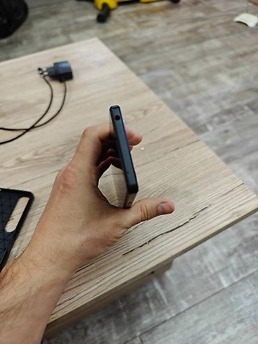 note 3: Sony Xperia 1 III, Б/у, 256 ГБ, цвет - Черный, 1 SIM — 4