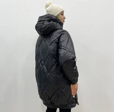 куртки зима: Пуховик, По колено, Оверсайз, L (EU 40)