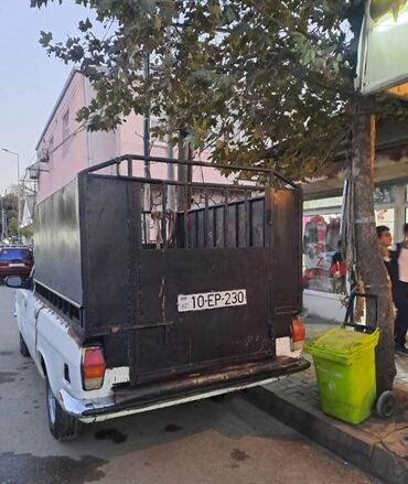 QAZ: QAZ 24 Volga: 5.5 l | 1986 il 22222 km Pikap — 7