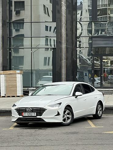 Hyundai Sonata: 2019 г., 2 л, Автомат, Бензин, Седан at lalafo.kg Hyundai Sonata: 2019 г., 2 л, Автомат, Бензин, Седан