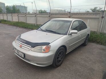 Honda Civic: 2001 г., 1.7 л, Автомат, Бензин, Седан
