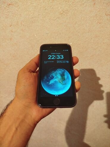 ikinci el iphone x: IPhone 8, 64 GB, Black Titanium, Barmaq izi