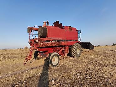 ремонт портер 1: Комбайн Case21.66 IH Axial-Flow с кукурузной жаткой - Самоходный — 2