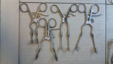 Ostali medicinski proizvodi: Automatski ekarteri, Gelpi 
Kao sa slika
Ne odgovaram na SMS — 2