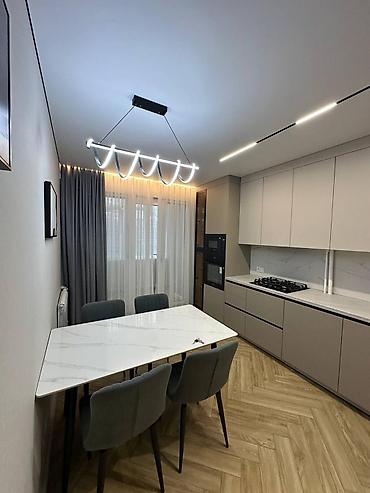 орион: 4 комнаты, 150 м², Индивидуалка, 4 этаж, Дизайнерский ремонт — 3