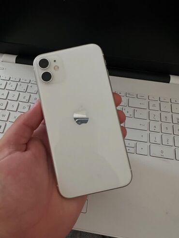 iphone se 2020 qiymet: IPhone 11, 128 GB, Ağ, Zəmanət, Face ID, Sənədlərlə